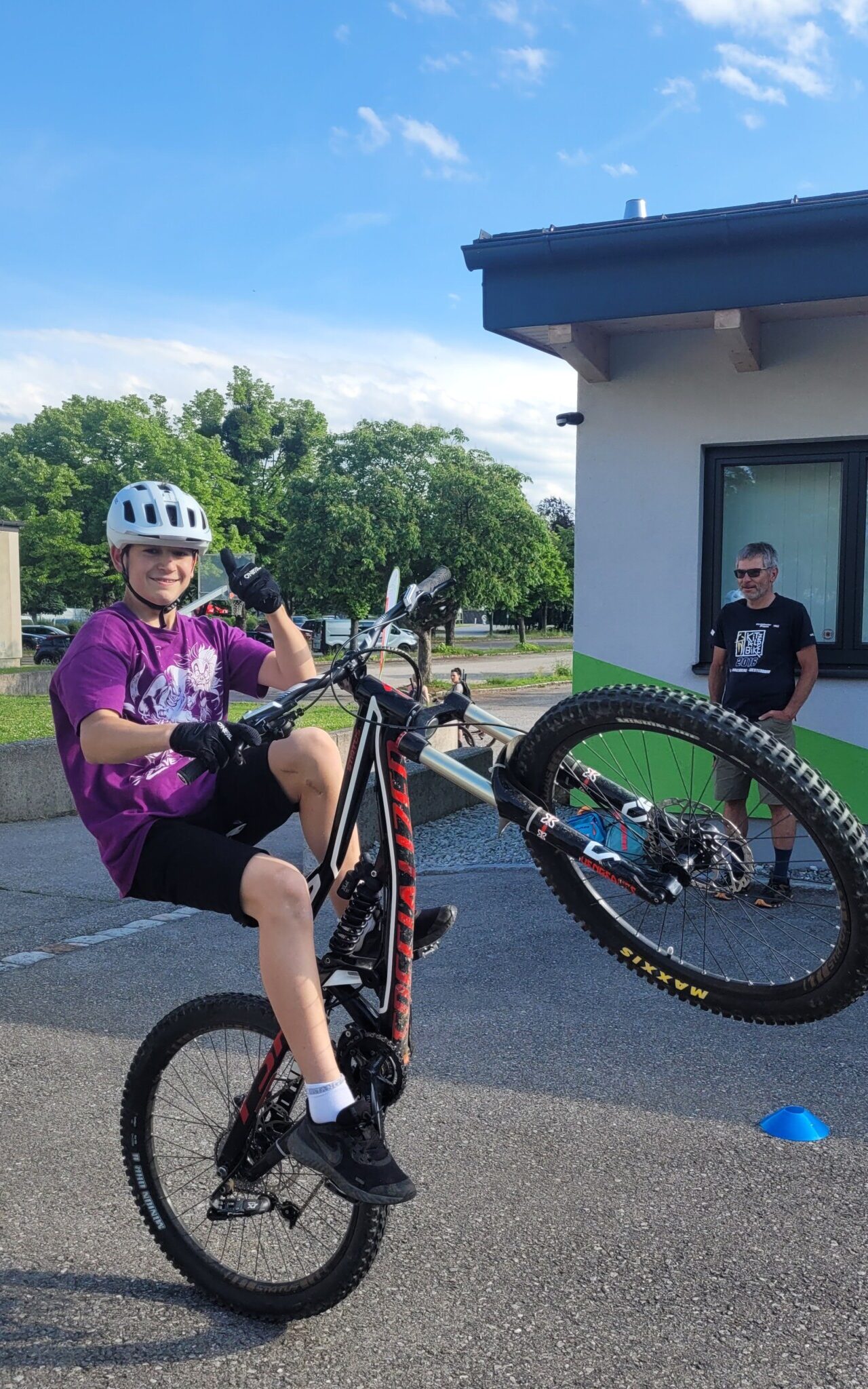 Dieses Bild hat ein leeres Alt-Attribut. Der Dateiname ist MTB4Kids_220601_Technik6-edited.jpg